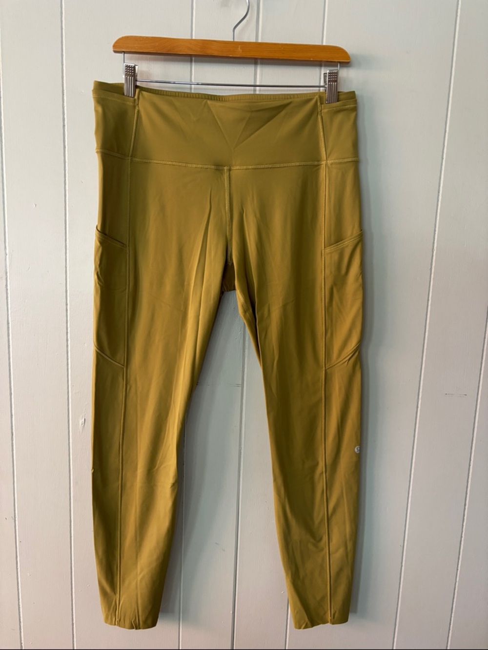 Lululemon Rare Olive Green High-Waist Pocket Leggings